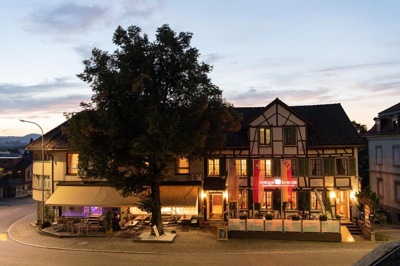 Hotel Restaurant Loewen Sirnach Exteriér fotografie