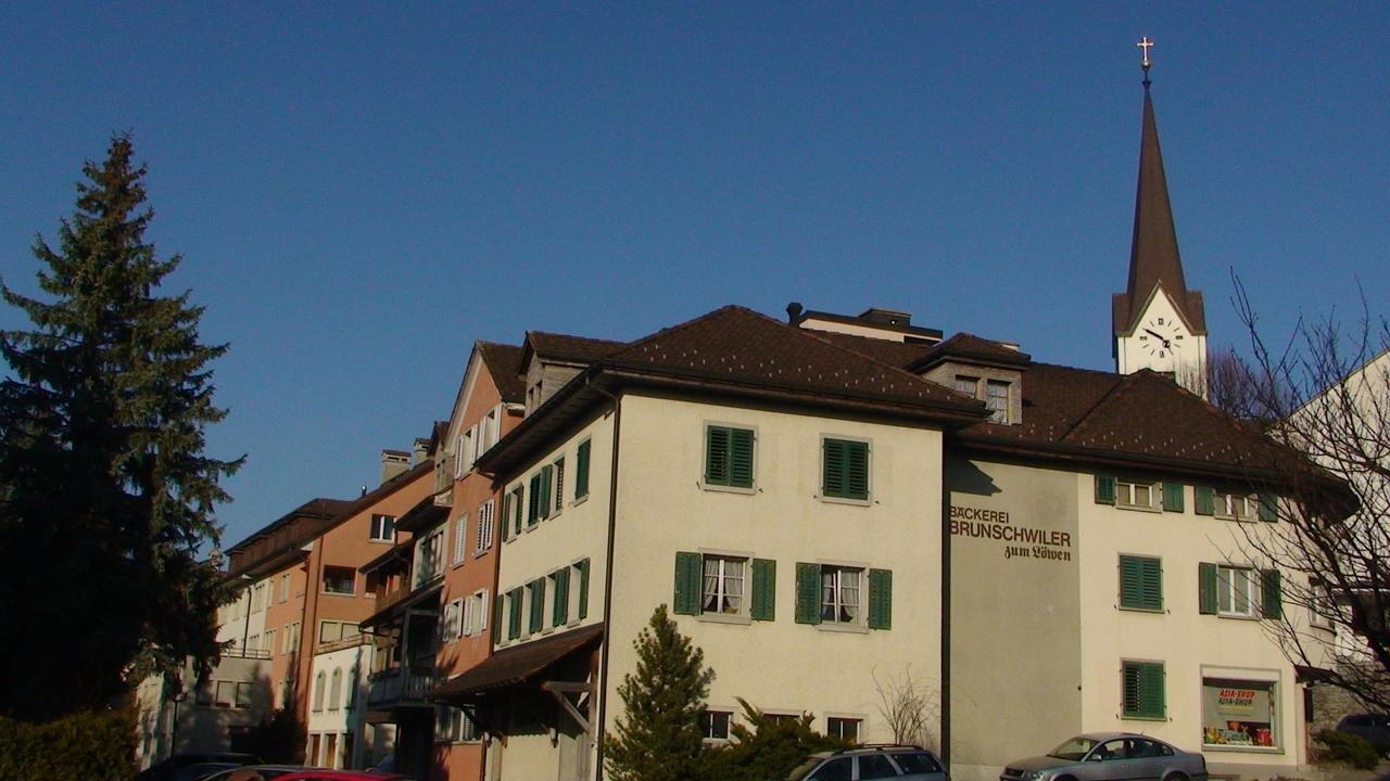 Hotel Restaurant Loewen Sirnach Exteriér fotografie
